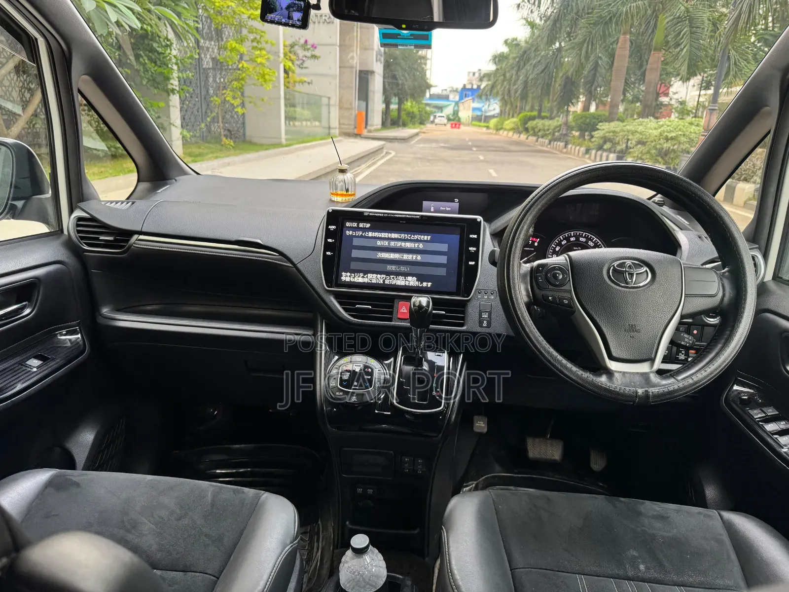 Toyota Noah 2019 Pearl