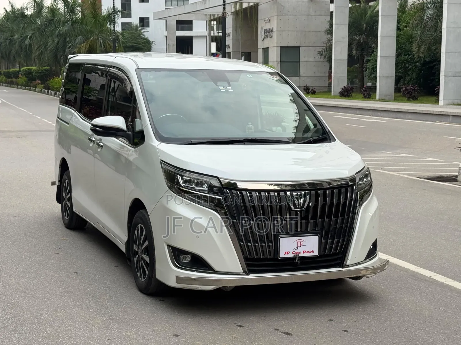 Toyota Noah 2019 Pearl