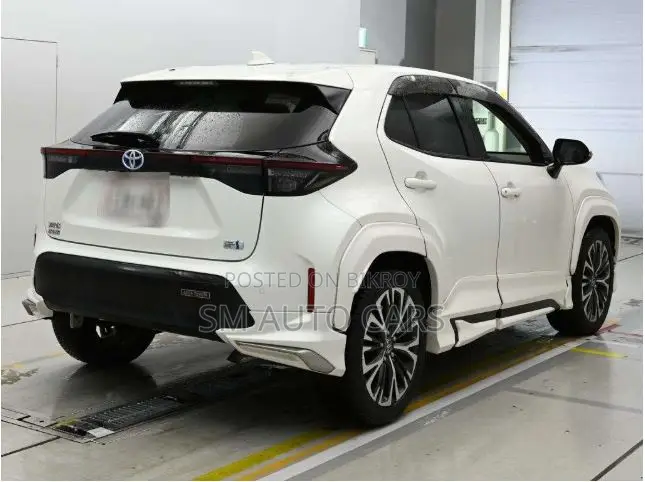 Toyota Yaris Cross 2021 Pearl