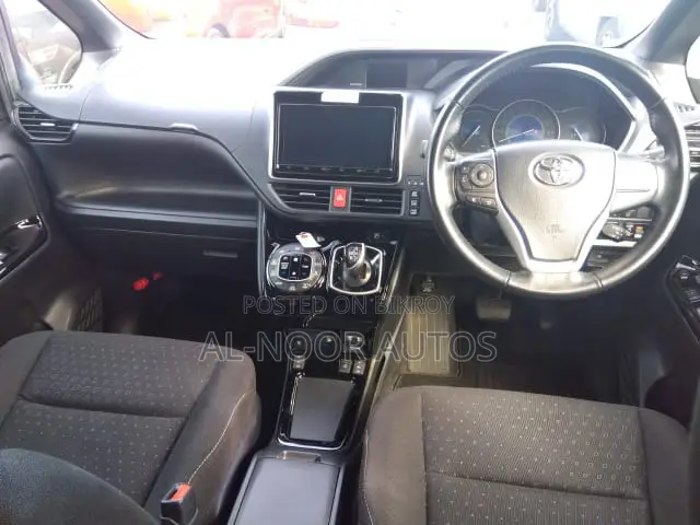 Toyota Noah 2021 Brown