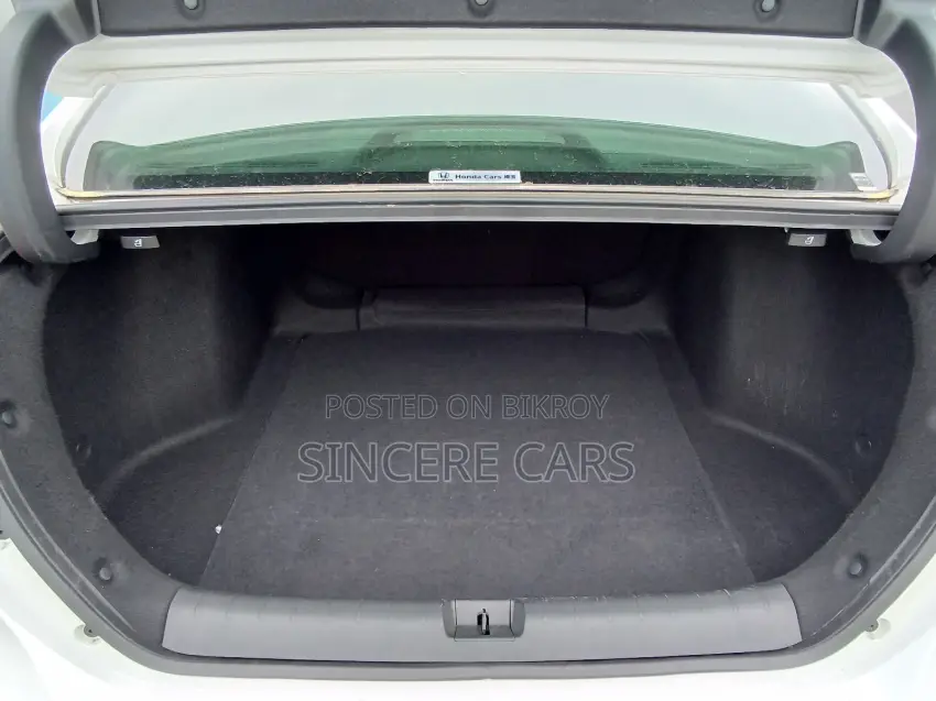 Honda Insight EX 2021 Pearl