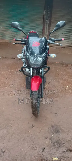 Bajaj Pulsar 150 2016 Red