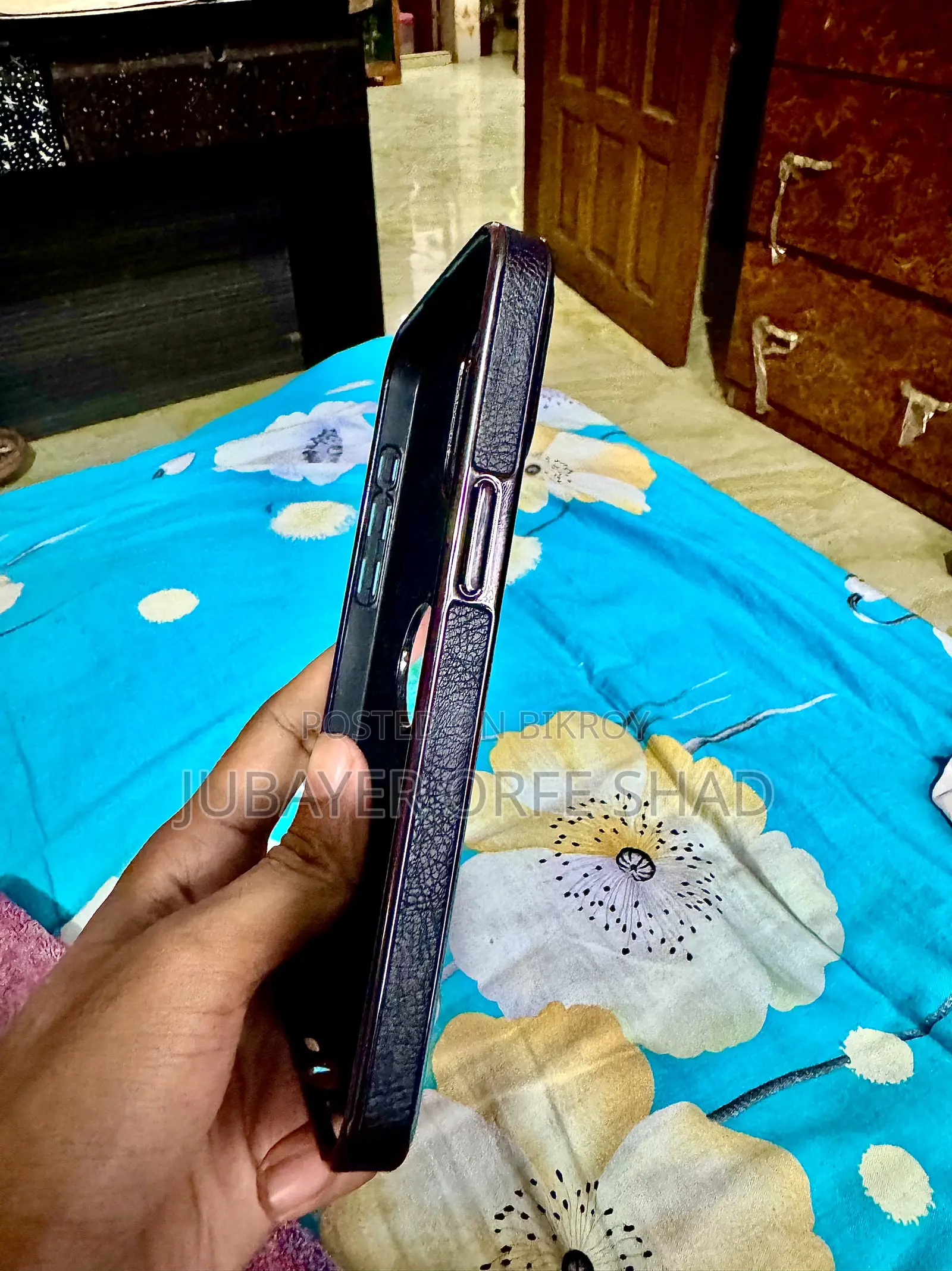 iPhone 15 Pro Max Cover