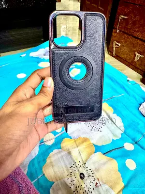 আইফোন ১৫ প্রো ম্যাক্স কাভার