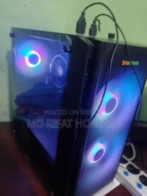Desktop Computer Gigabyte 8GB AMD SSD 256GB