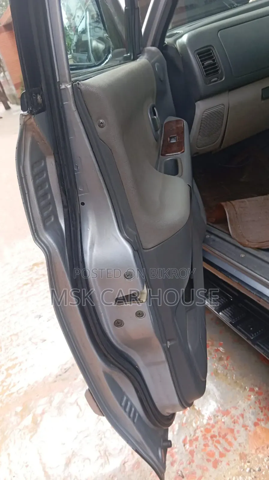 Toyota iQ 2010 Silver