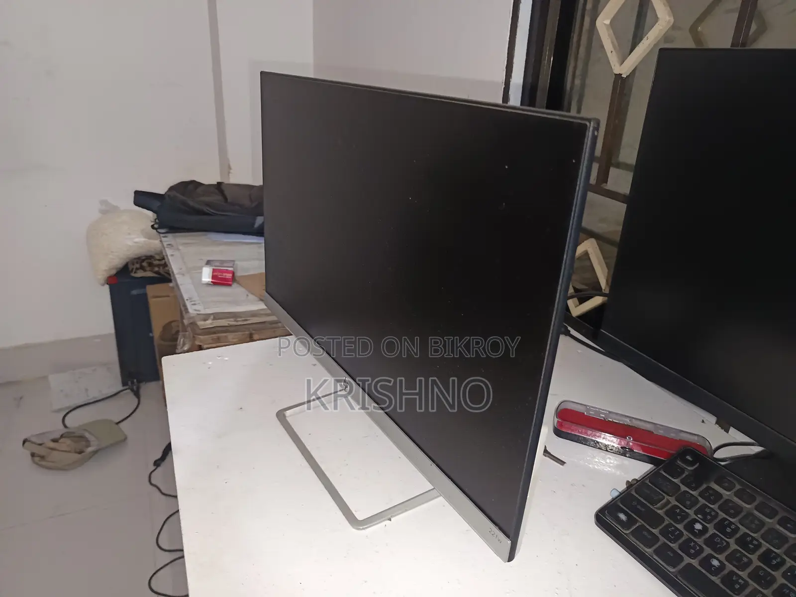 Used HP 22fw Ultra-Slim Monitor