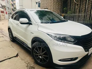 Honda Vezel 2014 Pearl