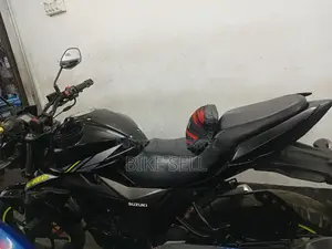 Suzuki Gixxer 2025 Black