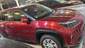 Toyota Yaris Cross 1.5 AWD 2022 Red