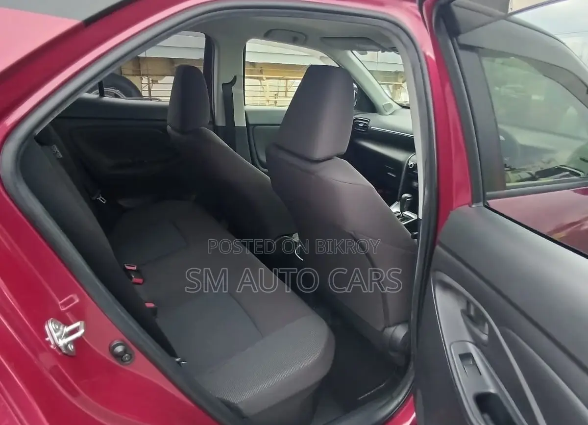 Toyota Yaris Cross 2021 Red