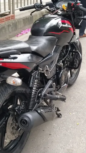 বাজাজ পালসার ১৫০ ২০২২ ব্ল্যাক