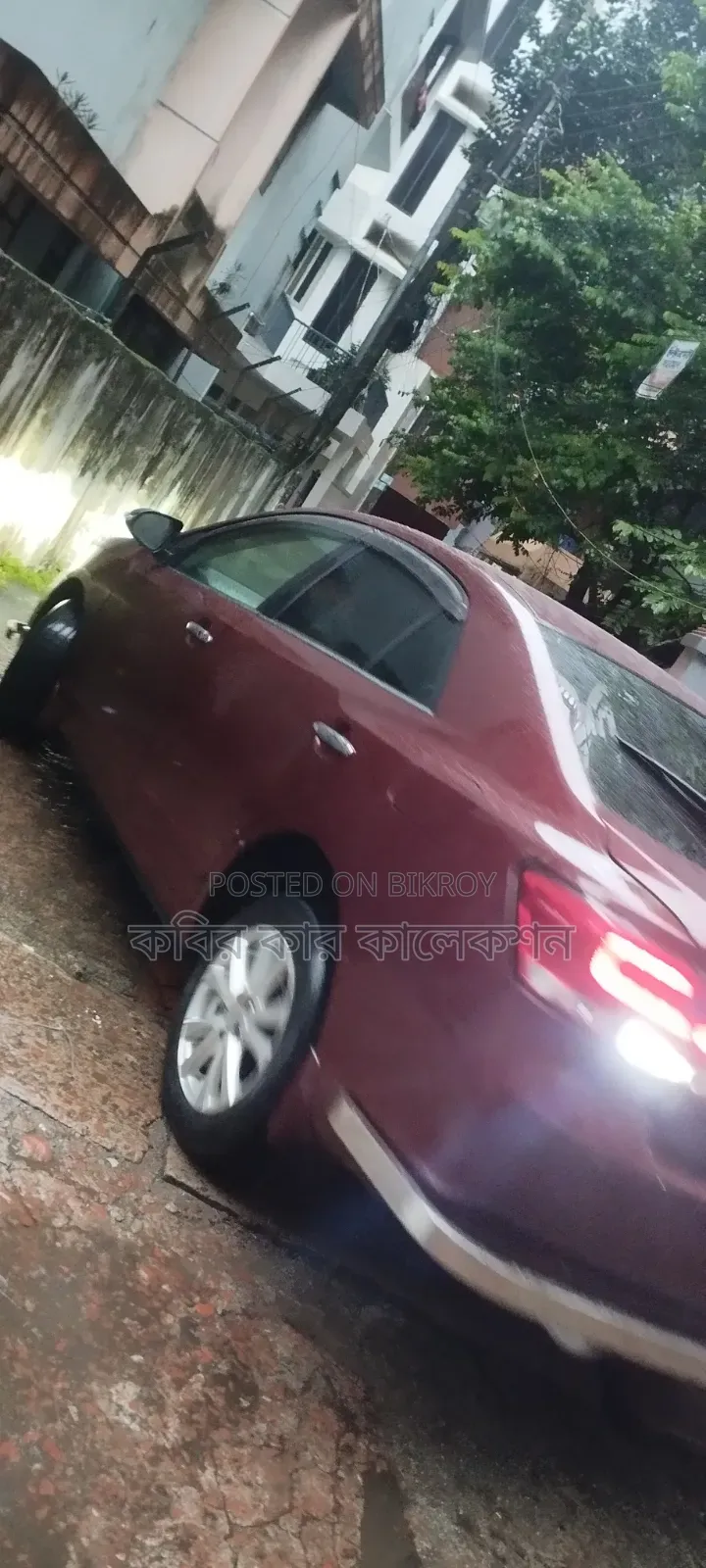 টয়োটা প্রিমিও ২০১০ মেরুন