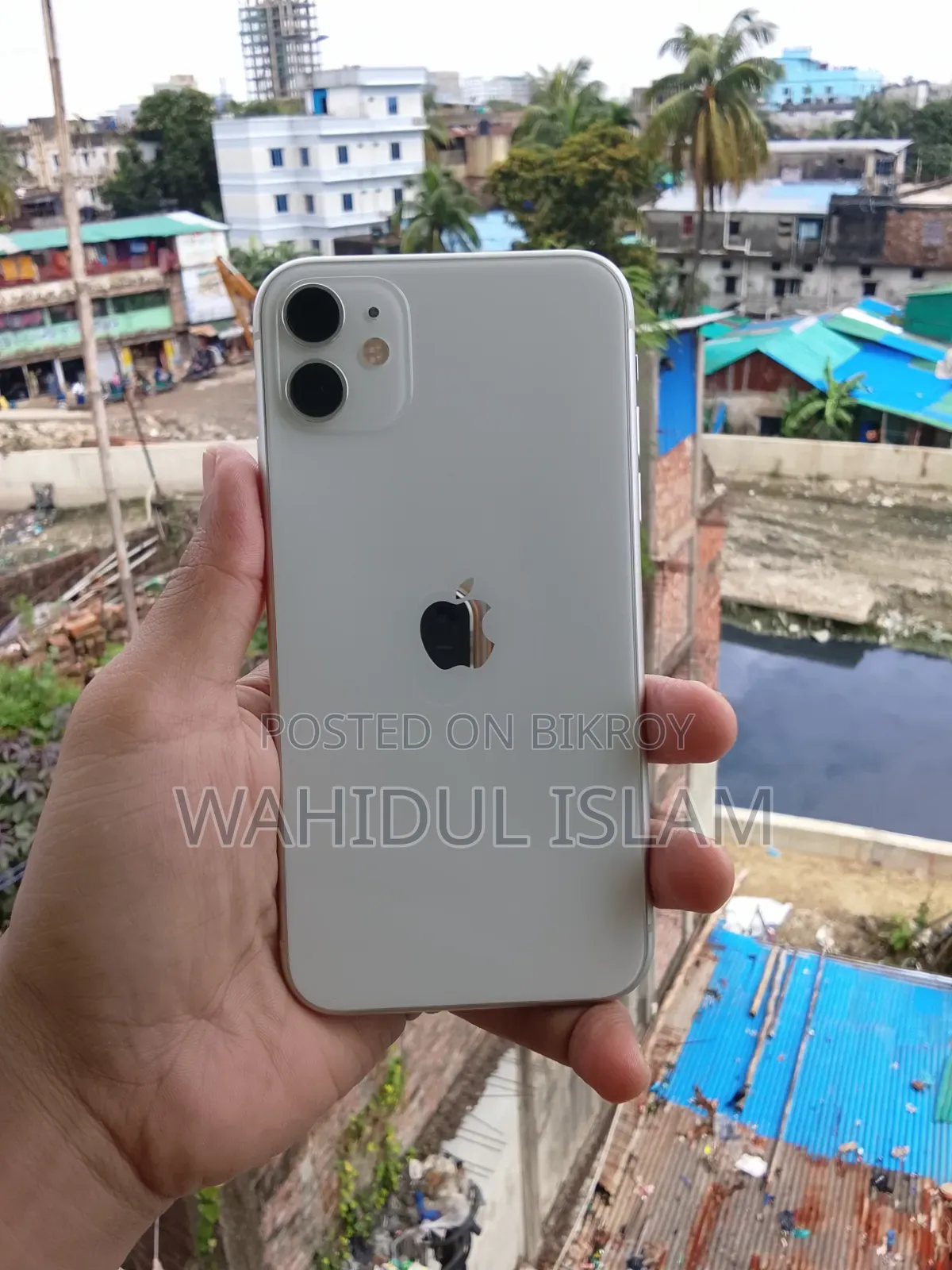অ্যাপল আইফোন ১১ ৬৪ জিবি সাদা