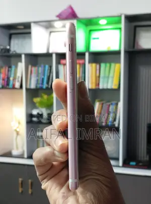 অ্যাপল আইফোন ৭ ৩২ জিবি রোজ গোল্ড