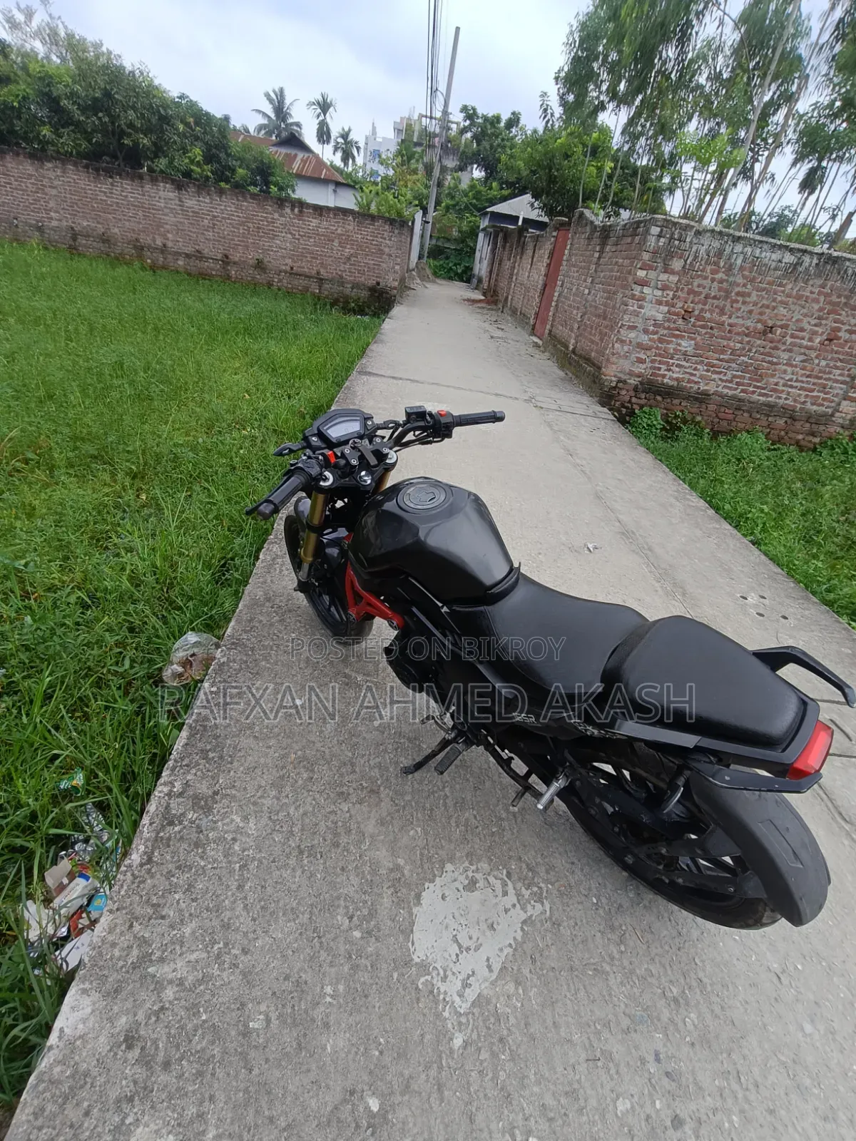 রানার বোল্ট ১৬৫আর ২০২১ ব্ল্যাক