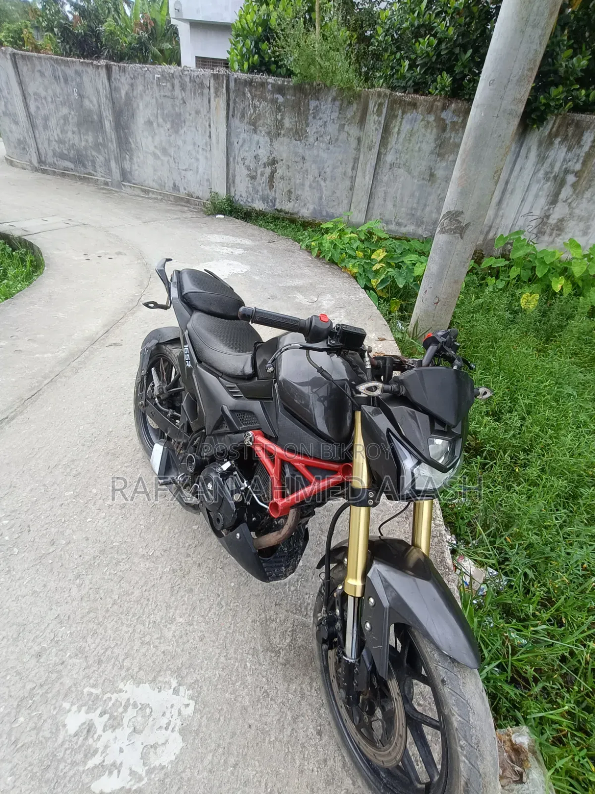 রানার বোল্ট ১৬৫আর ২০২১ ব্ল্যাক