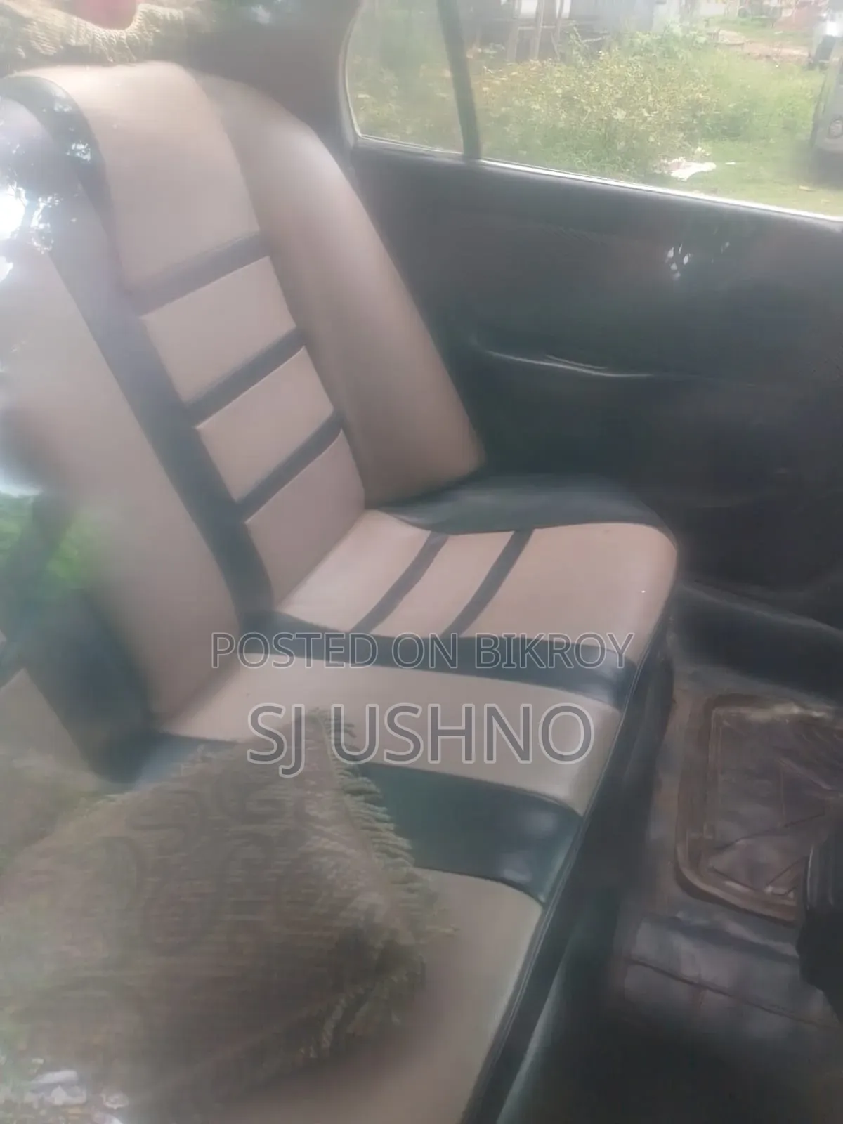 টয়োটা করোলা ১৯৯৭ সিলভার