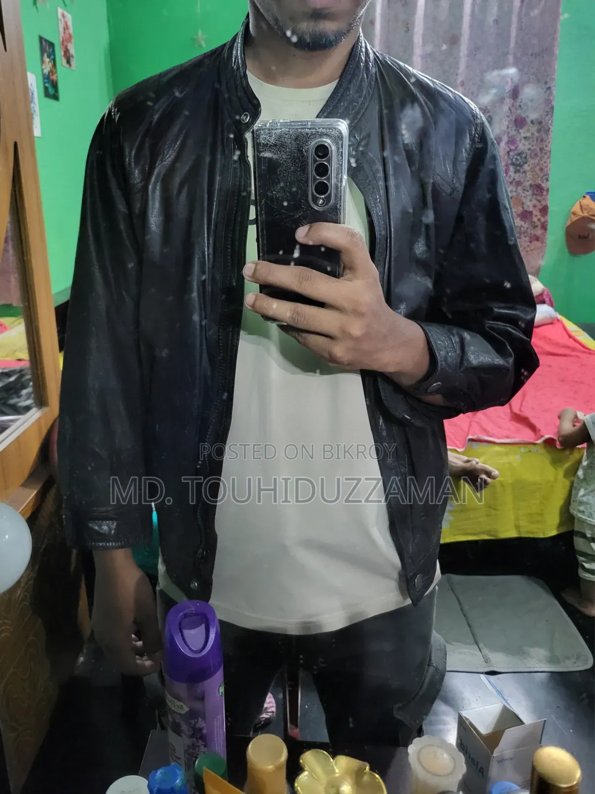 লেদার জ্যাকেট বিক্রির জন্য