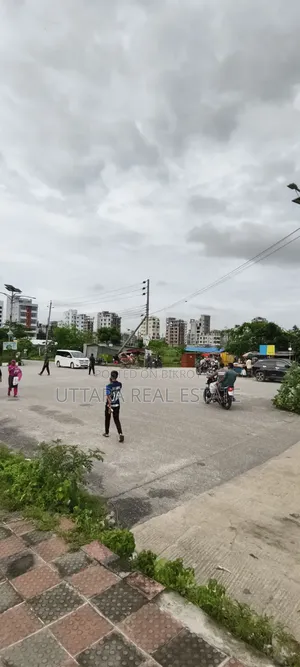 উত্তরা রাজউক ১৭ নং সেক্টরে বি ব্লকে ৩ কাঠার কর্নার প্লট বিক্রি হবে