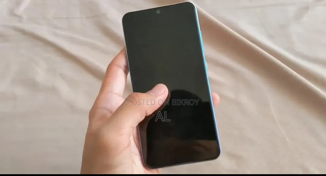 Vivo Y1s 32 GB Blue