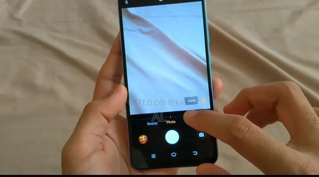Vivo Y1s 32 GB Blue