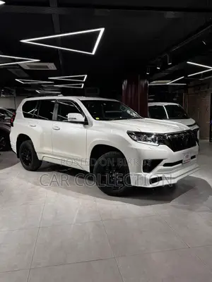Toyota Land Cruiser Prado 4.0 Petrol TX-L 2022 White