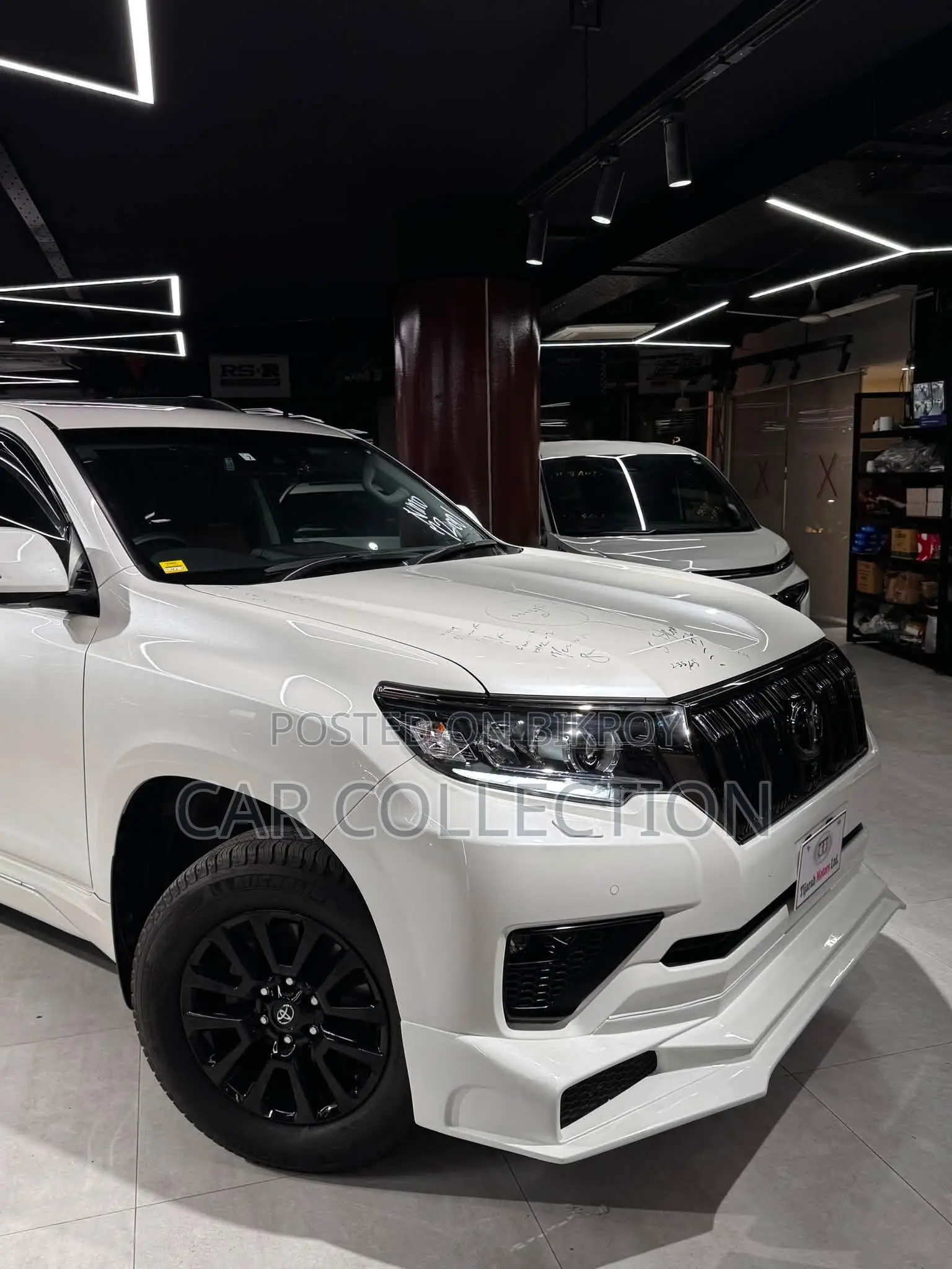 Toyota Land Cruiser Prado 4.0 Petrol TX-L 2022 White
