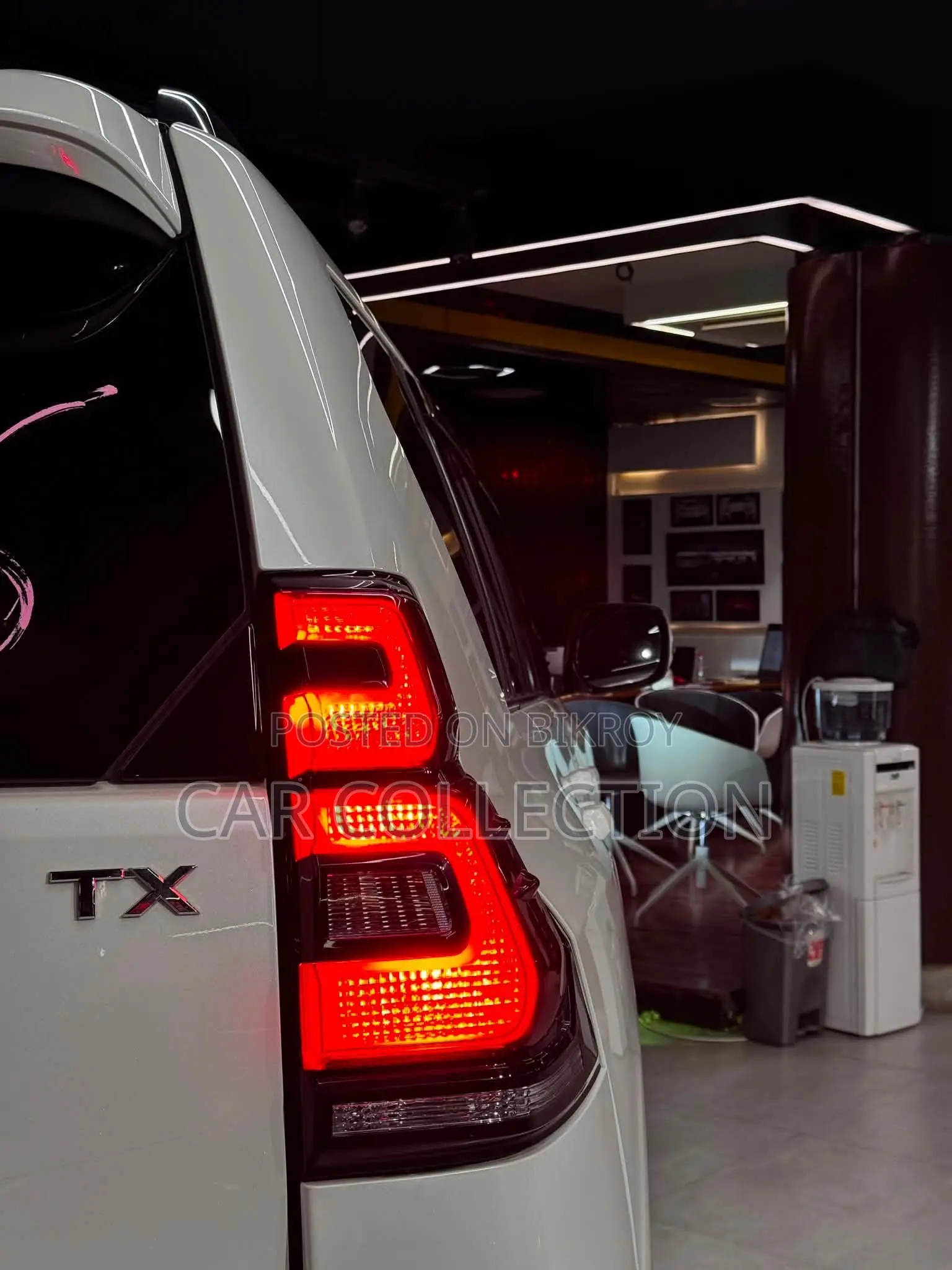 Toyota Land Cruiser Prado 4.0 Petrol TX-L 2022 White
