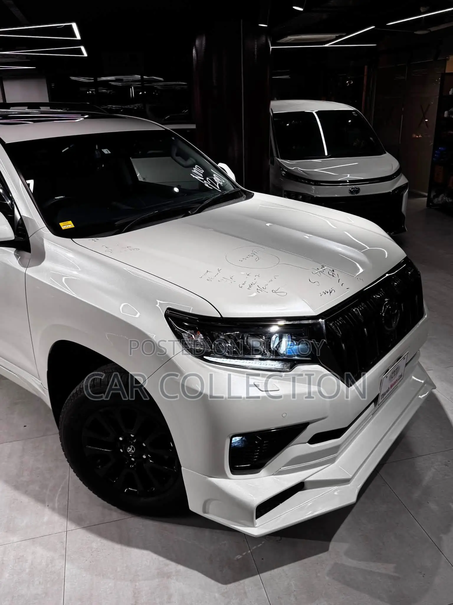 Toyota Land Cruiser Prado 4.0 Petrol TX-L 2022 White