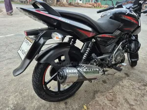 Bajaj Pulsar 150 2022 Black