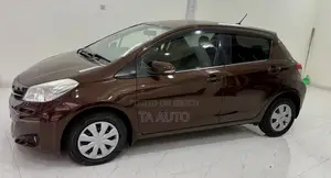 Toyota Vitz 1.0 Front-Wheel Drive 5-Door 2012 Brown