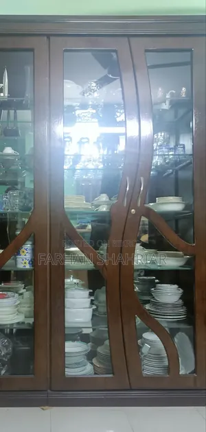 4 Doors Cabinet