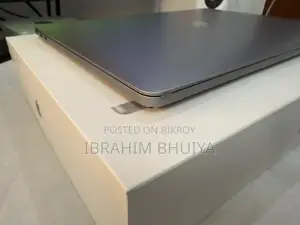 ল্যাপটপ অ্যাপল ম্যাকবুক প্রো ২০২০ এম১ ৮জিবি অ্যাপল এম১ এসএসডি ৫১২জিবি