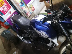 ইয়ামাহা এফজেড ২০১৪ নীল