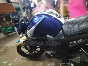ইয়ামাহা এফজেড ২০১৪ নীল
