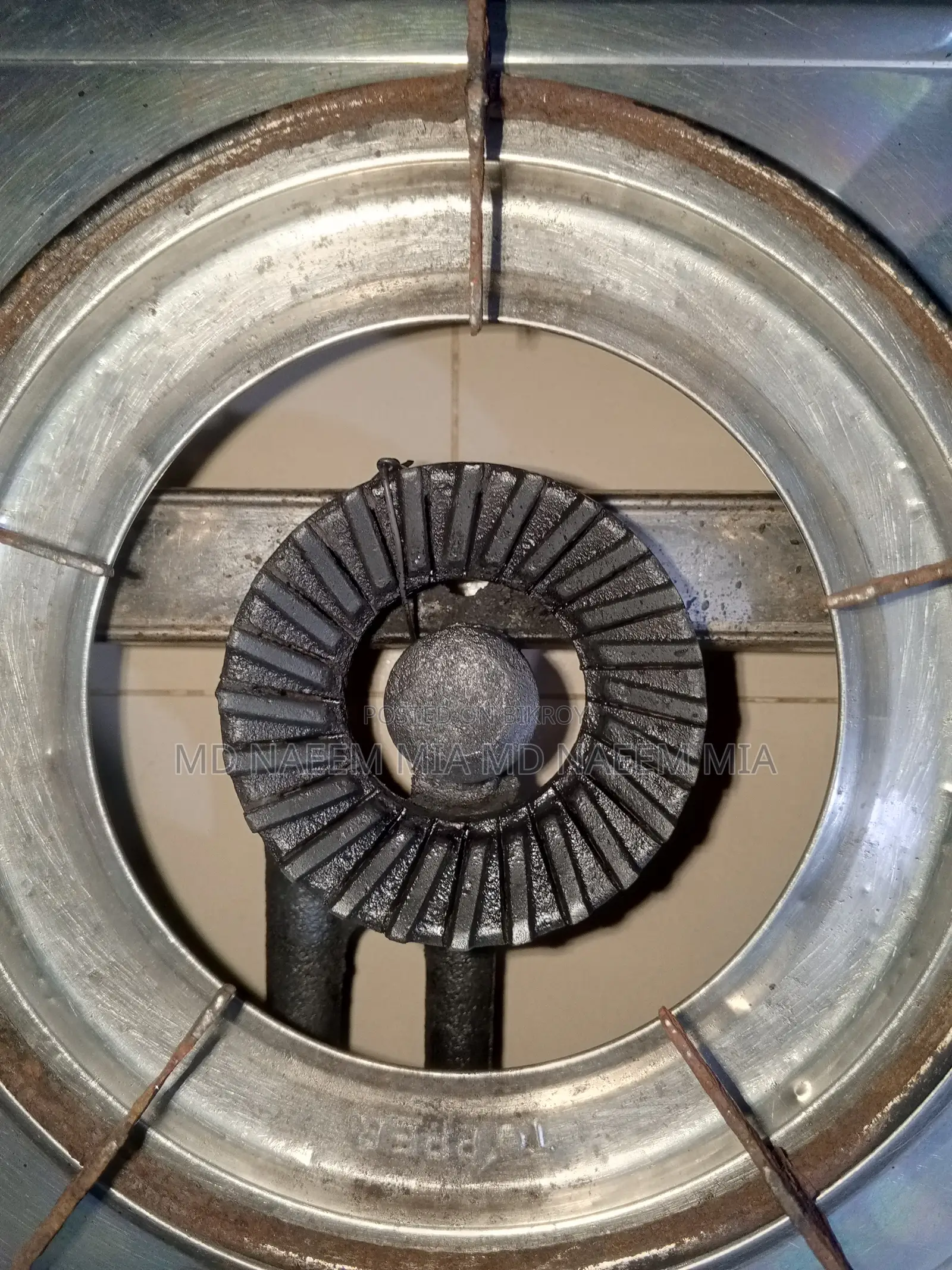 Used Gas Stove for Sale. Good condition gas stove for sale