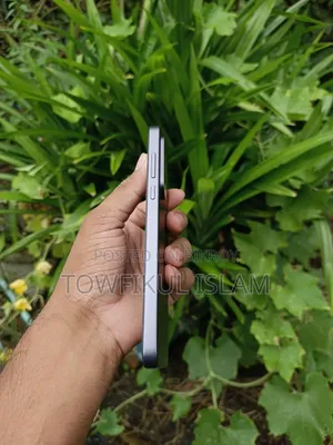ওয়ানপ্লাস নর্ড ৫ ২৫৬ জিবি ব্লু