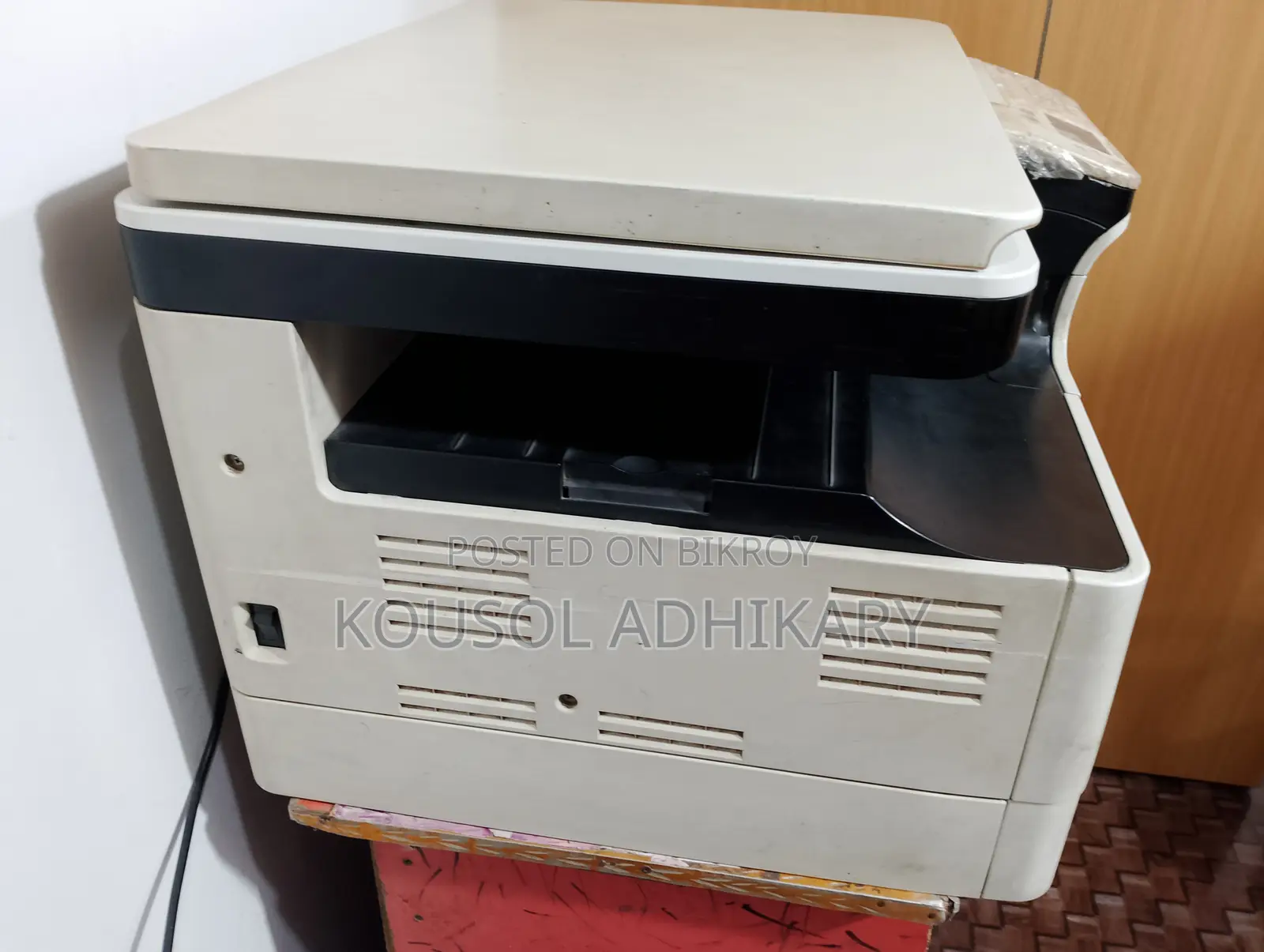ফটোকপি মেশিন বিক্রি করা হবে।