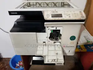 ফটোকপি মেশিন বিক্রি করা হবে।