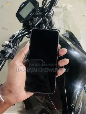 রিয়েলমি সি১৭ ১২৮ জিবি ব্লু