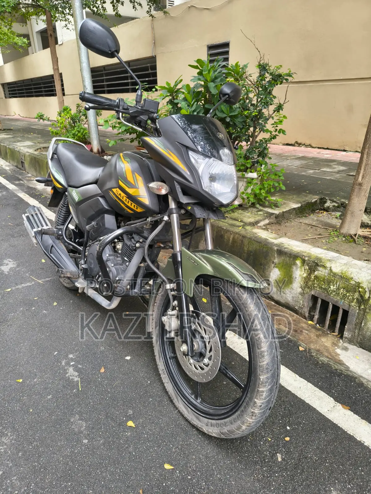 যামাহা স্যালুটো ১২৫ ২০২৪ কালো