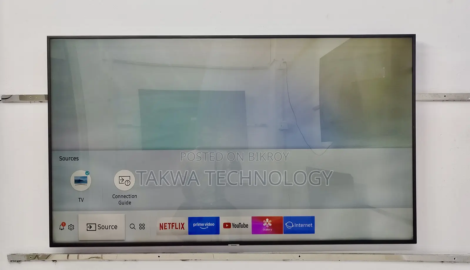 Samaung 65 Inche Smart Ultra UHD Resolution TV