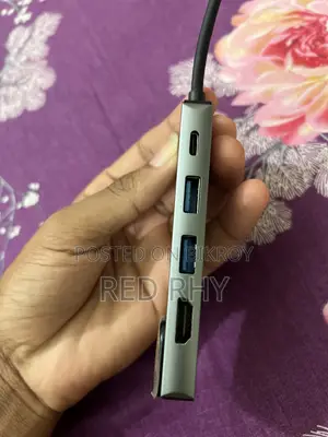 USB C Hub, 5-in-1 Adapter
