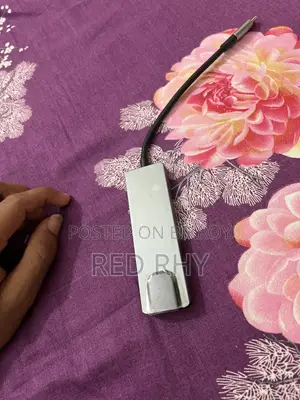 USB C Hub, 5-in-1 Adapter