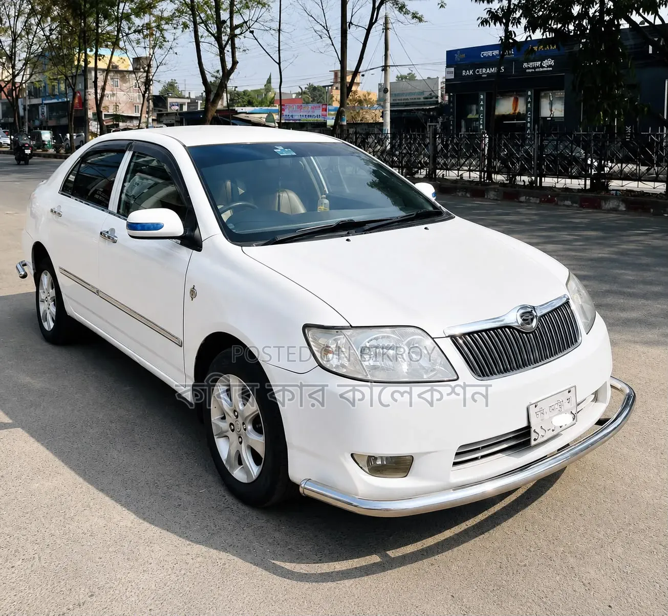 Toyota Corolla 2004 White
