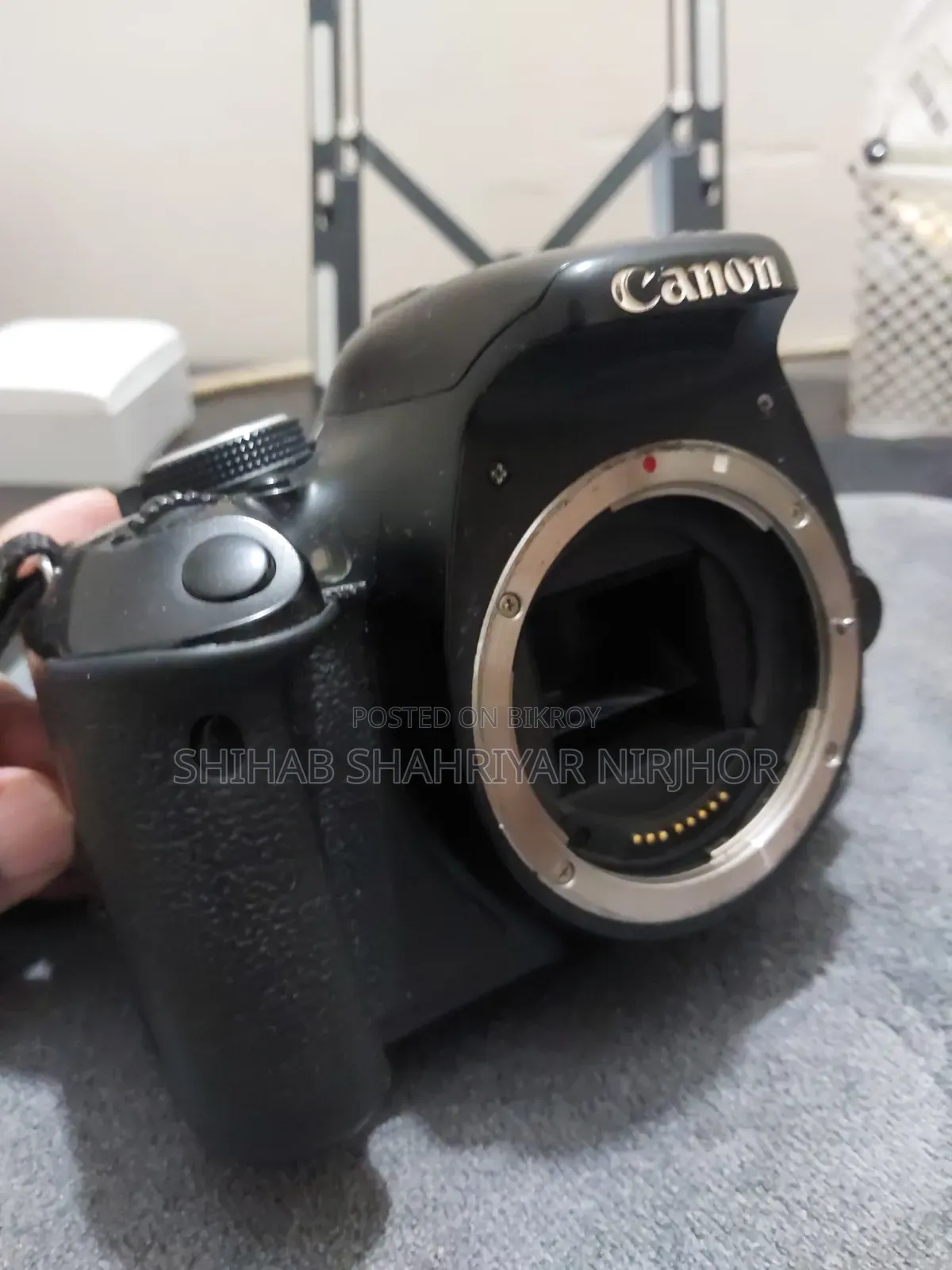Canon 600D With 50mm F/1.8 STM Ii and 24mm F/2.8 EF Lenses