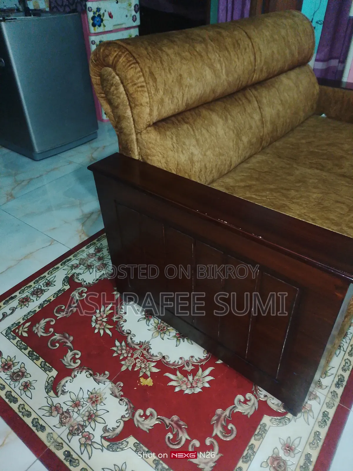 মালয়েশিয়ান কাঠের সোফা সেট ২+২+১