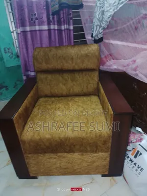 মালয়েশিয়ান কাঠের সোফা সেট ২+২+১