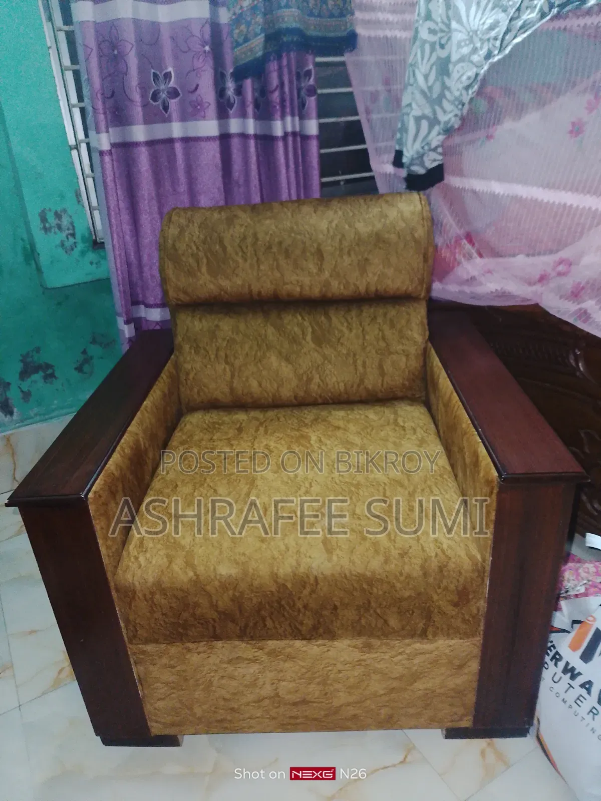 মালয়েশিয়ান কাঠের সোফা সেট ২+২+১